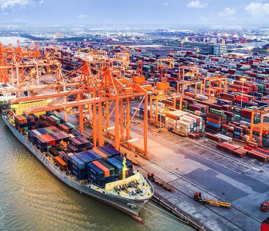 Maersk 重组亚洲-欧洲网络，通过港口互换和增加新航线